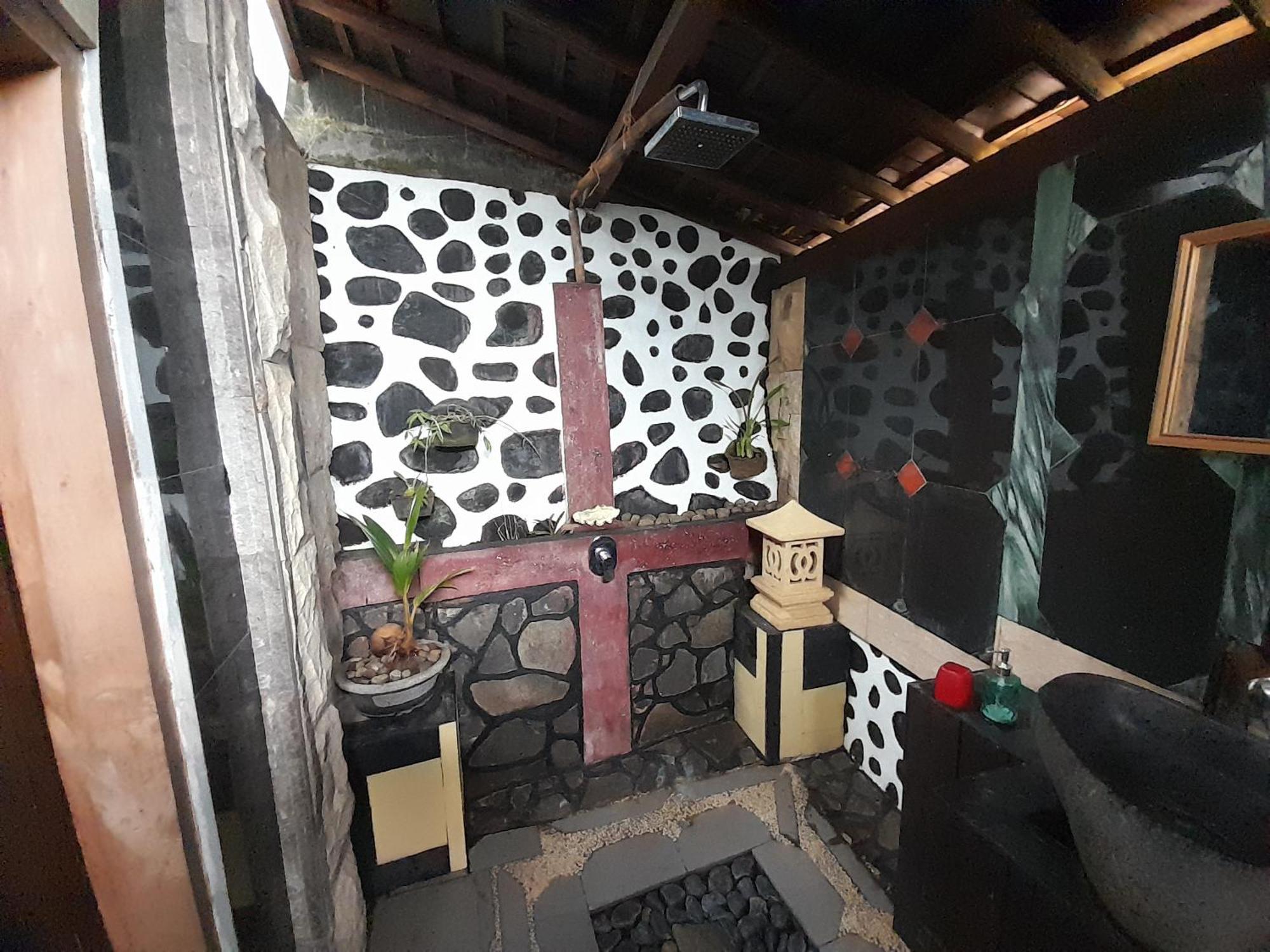 Sasak Lebung Home Senggigi Ruang foto